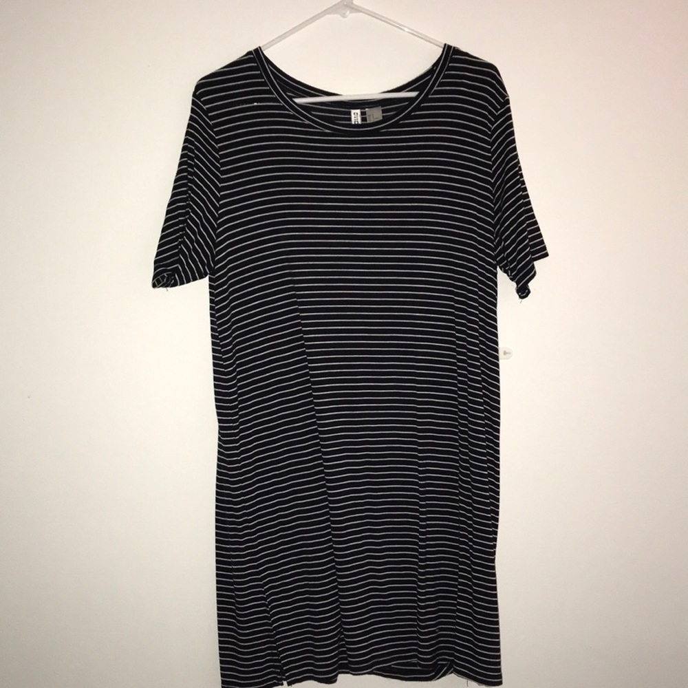 T-shirt dress